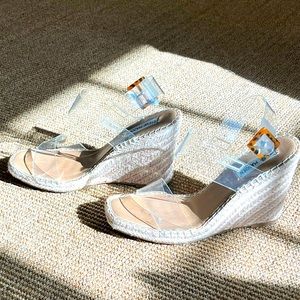 Steve Madden straw and clear strap wedges